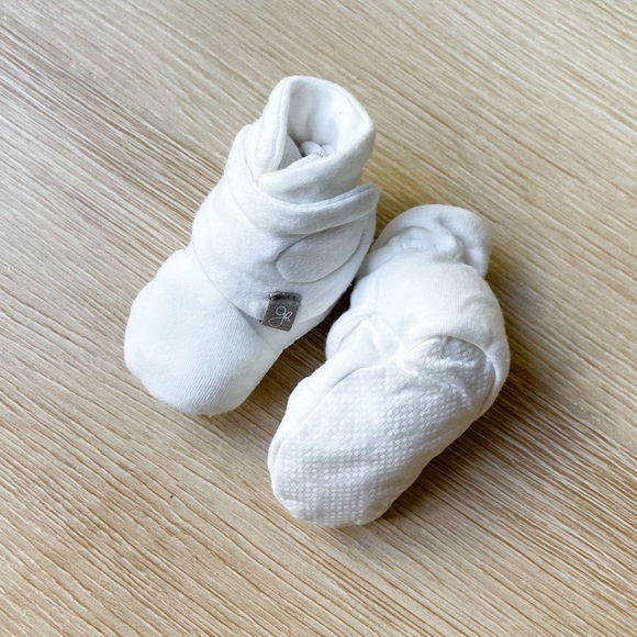 Goumi Other - GOUMI Baby Booties, 0-3m